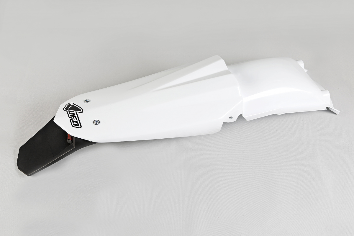 Rear Fender white for Husqvarna CR 125 - CR 250 - WR 125 - WR 250 - WR 300 - TE 250 - TC 310 - TE 310 - REPLICA PLASTICS - HU...