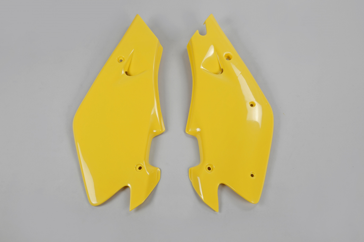 Side Panels yellow for Husqvarna CR 125 (2000-03) - CR 250 (2000-03) - CR 360 (2000-03) - REPLICA PLASTICS - HU03304-103 - Uf...