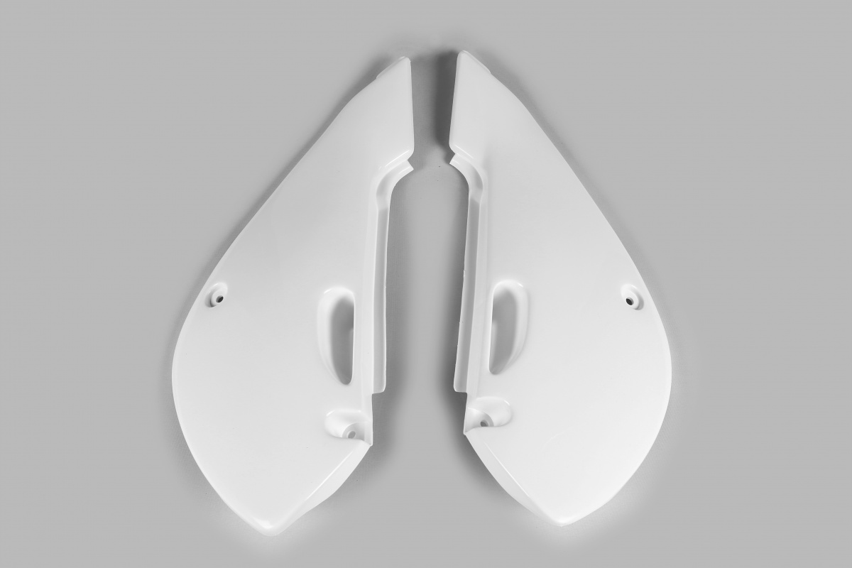 Side panels - white 041 - Suzuki - REPLICA PLASTICS - SU03928-041 - UFO Plast